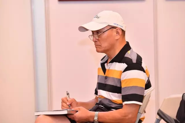 上海的都会更新，，，，，，地标性修建