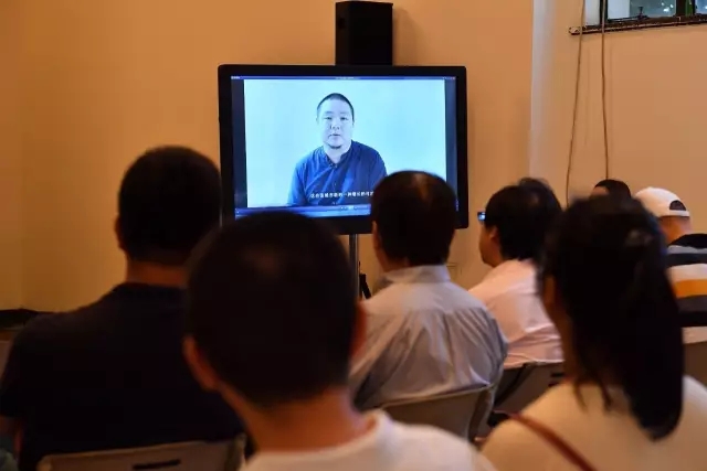 上海的都会更新，，，，，，地标性修建