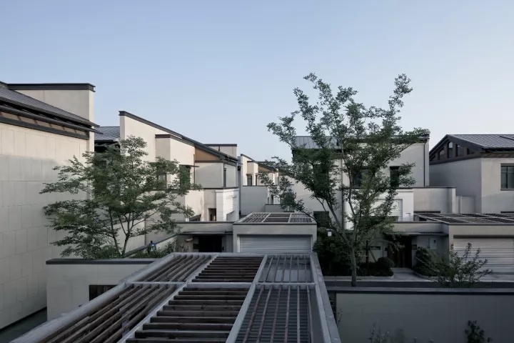 项目中公共空间与私密空间相互嵌套，，，空间感受富厚